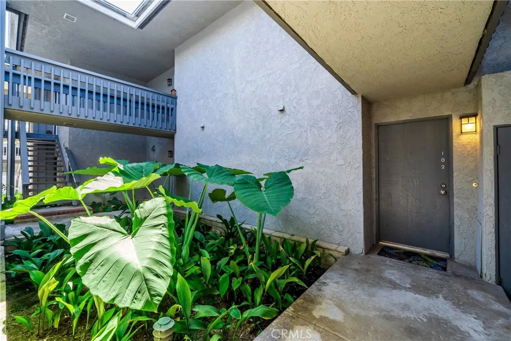 16932 Pacific Coast Highway Unit 102