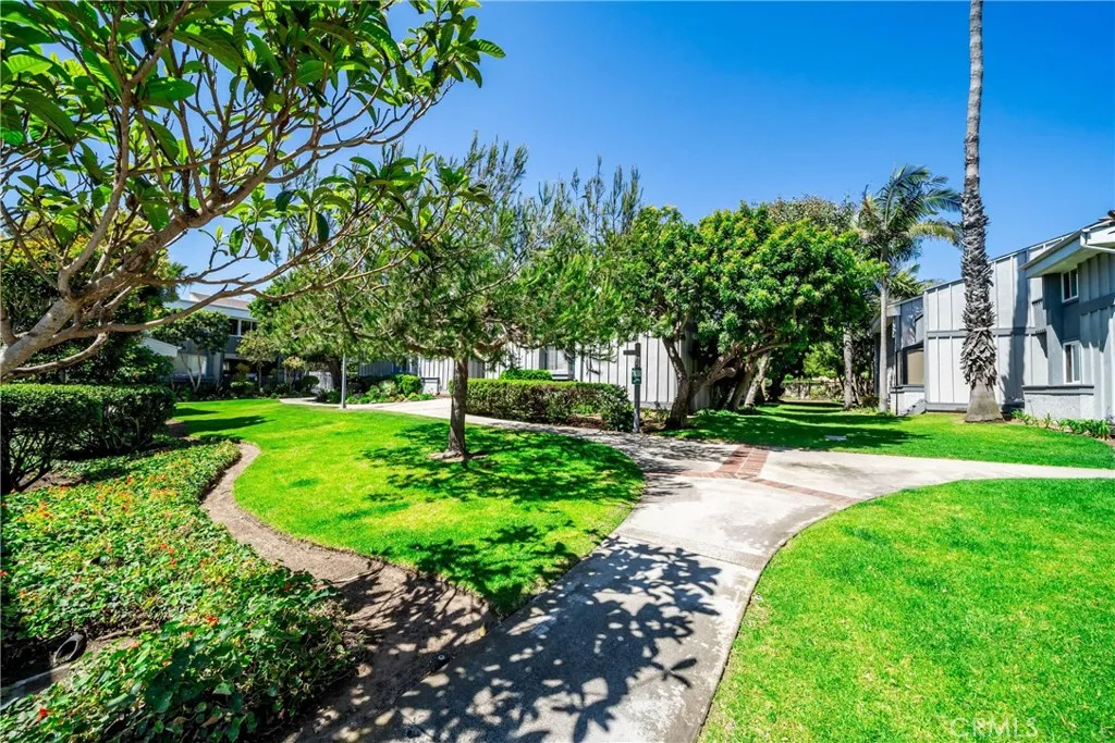 16932 Pacific Coast Highway Unit 102