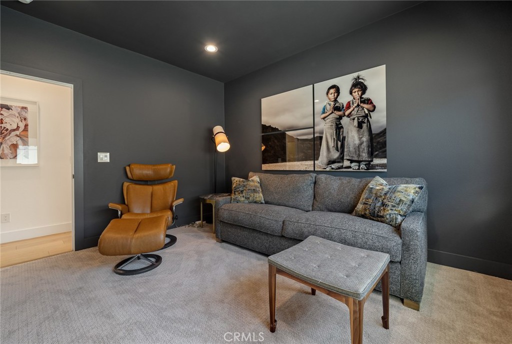 2402 Orchid Hill Place