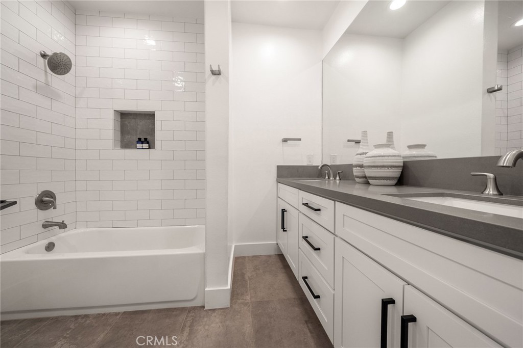 2402 Orchid Hill Place