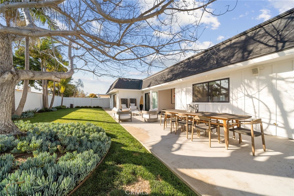 2402 Orchid Hill Place