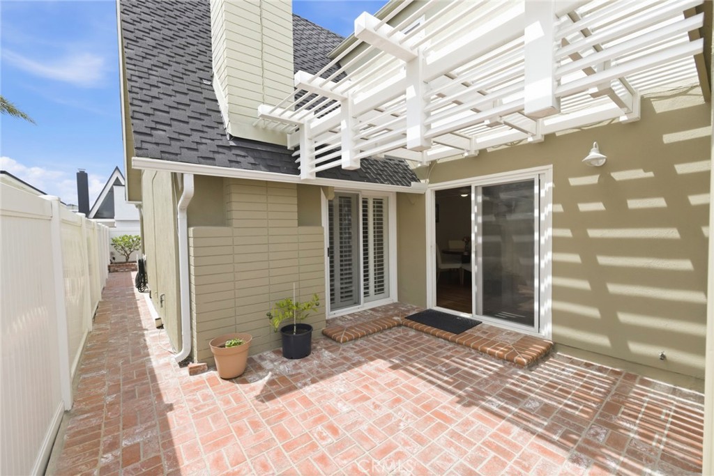 238 Walnut Street
