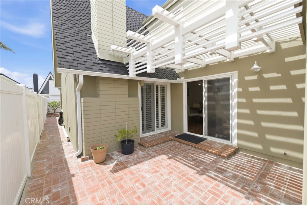238 Walnut Street