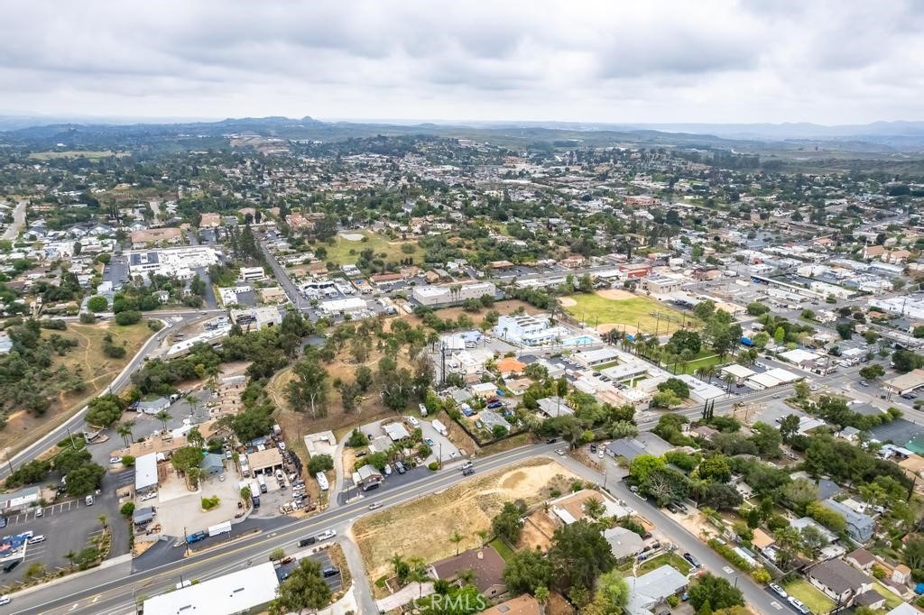 528 E Alvarado Street