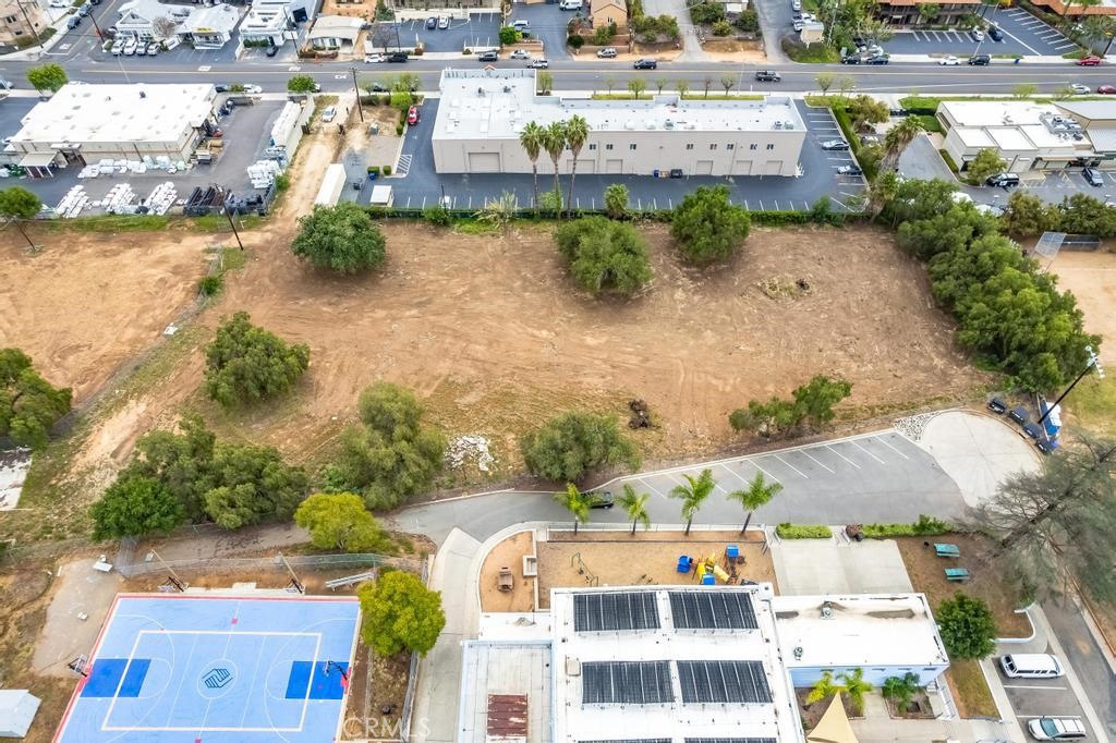 528 E Alvarado Street