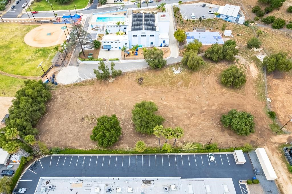 528 E Alvarado Street