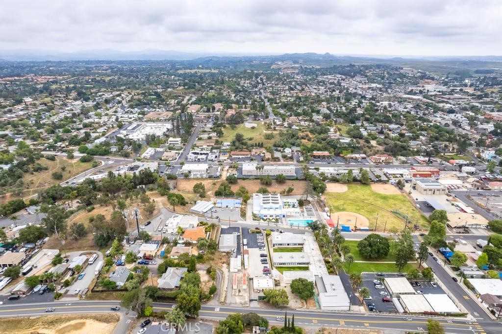 528 E Alvarado Street