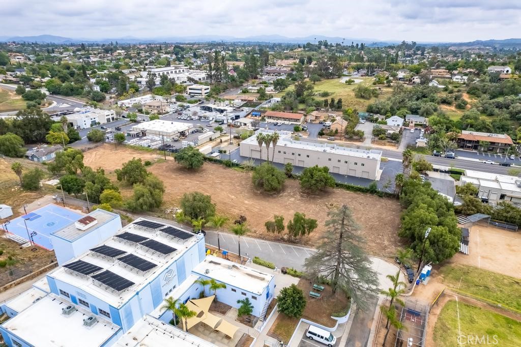 528 E Alvarado Street