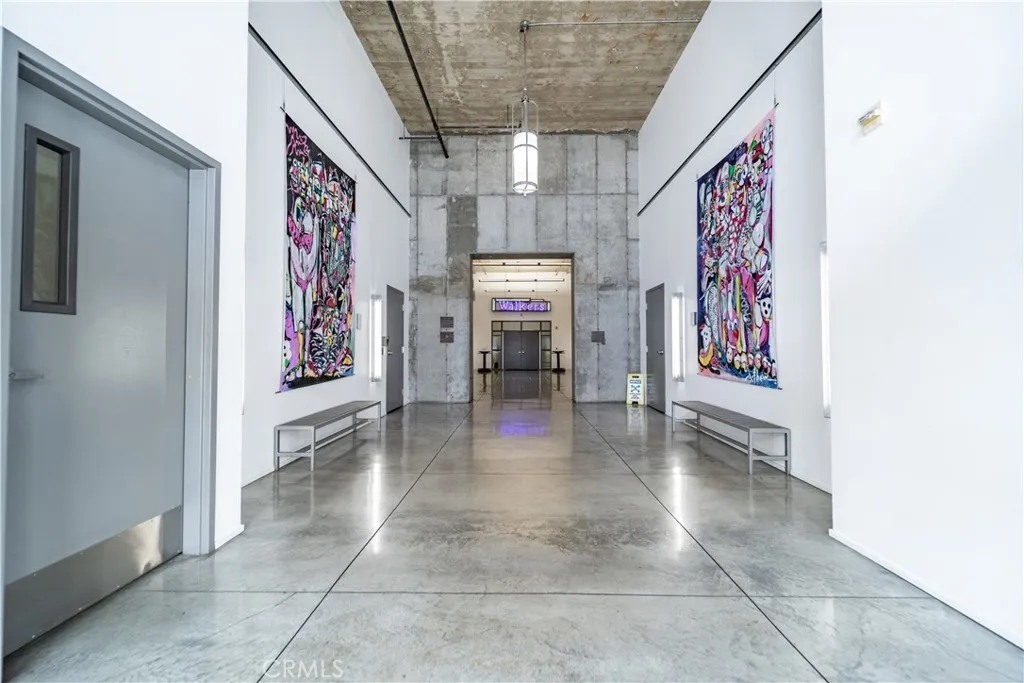 115 W 4th Street # 410