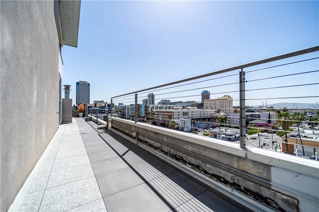 115 W 4th Street # 410