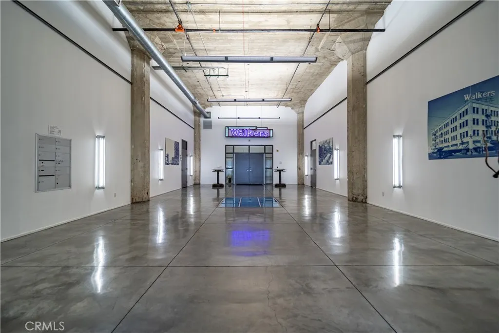 115 W 4th Street # 410