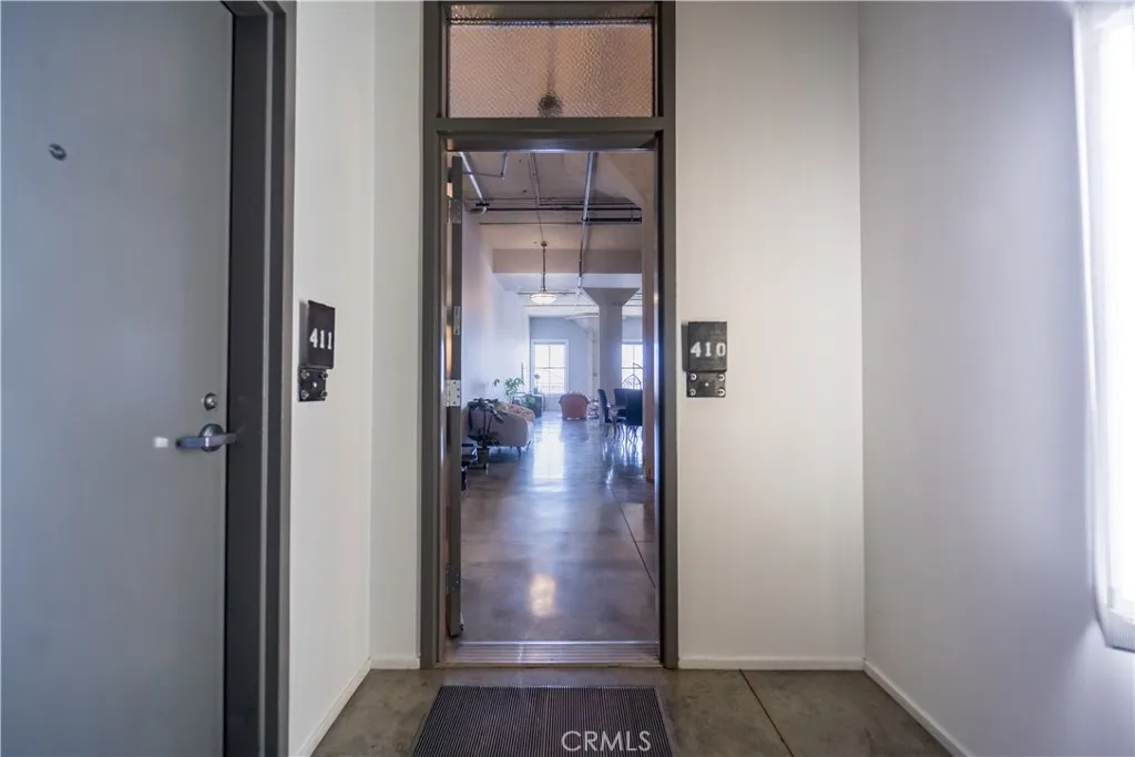 115 W 4th Street # 410