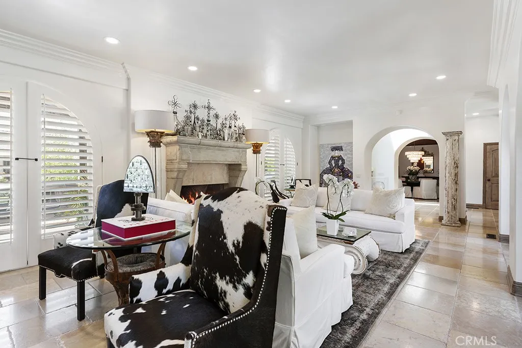 30 Savona Walk