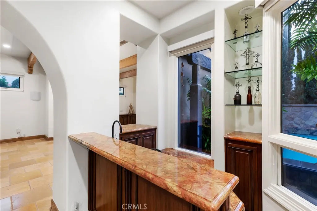 30 Savona Walk