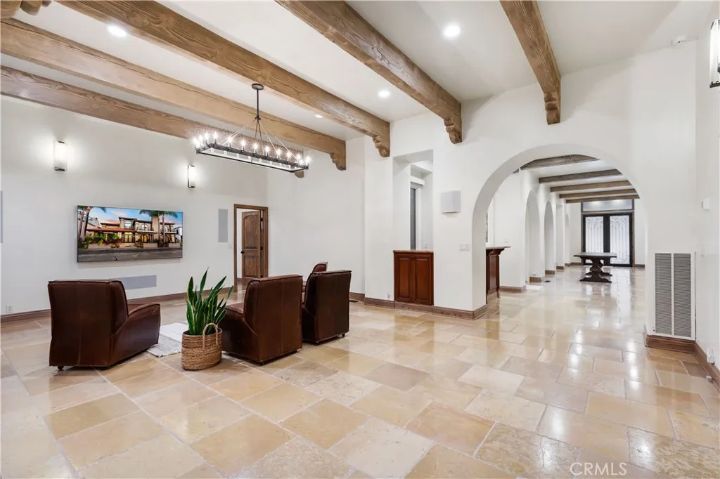30 Savona Walk