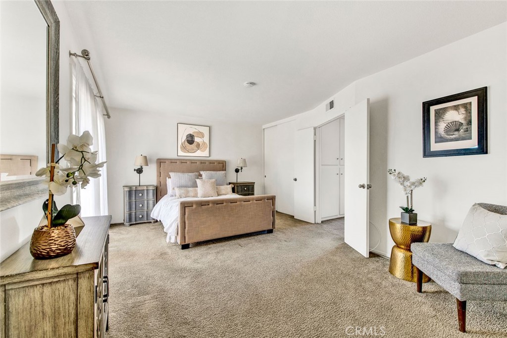 16285 Sycamore Street