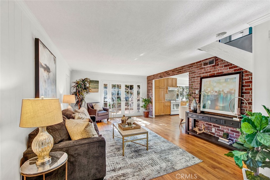 16285 Sycamore Street