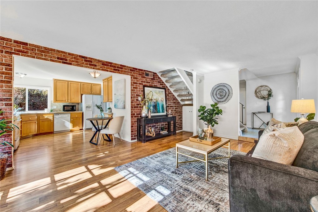 16285 Sycamore Street