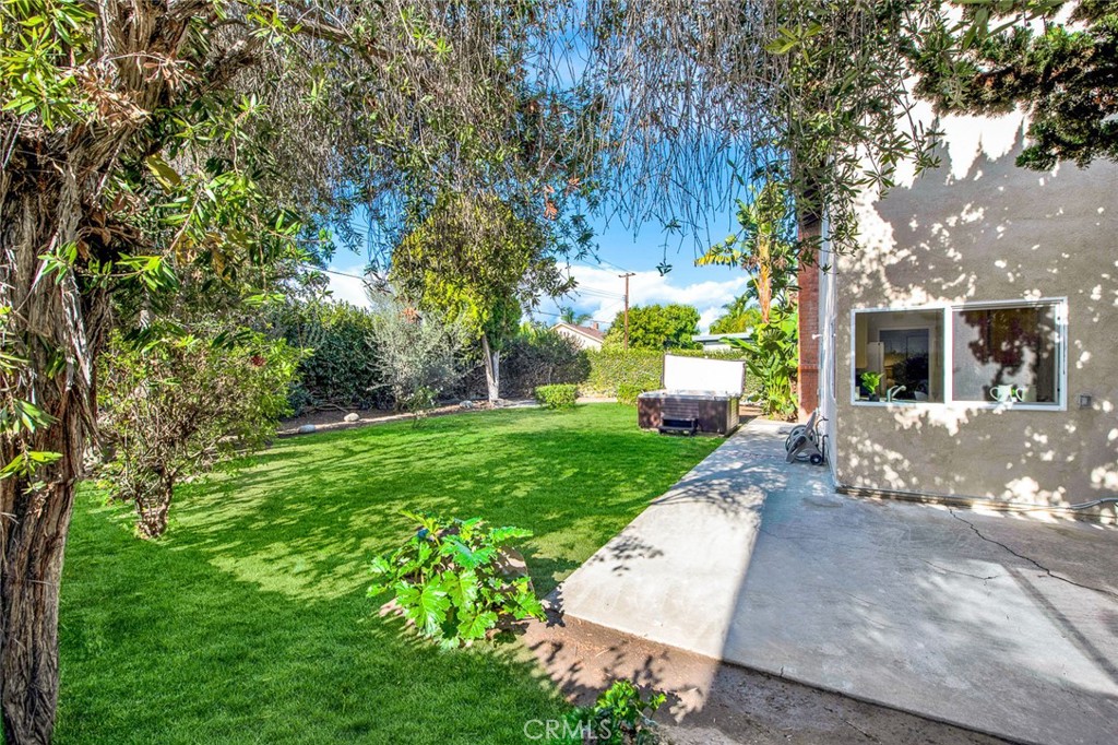 16285 Sycamore Street