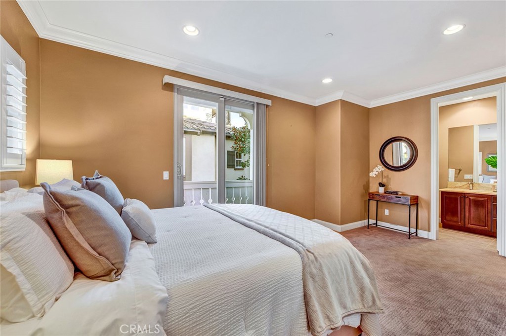 8410 Hibiscus Cir
