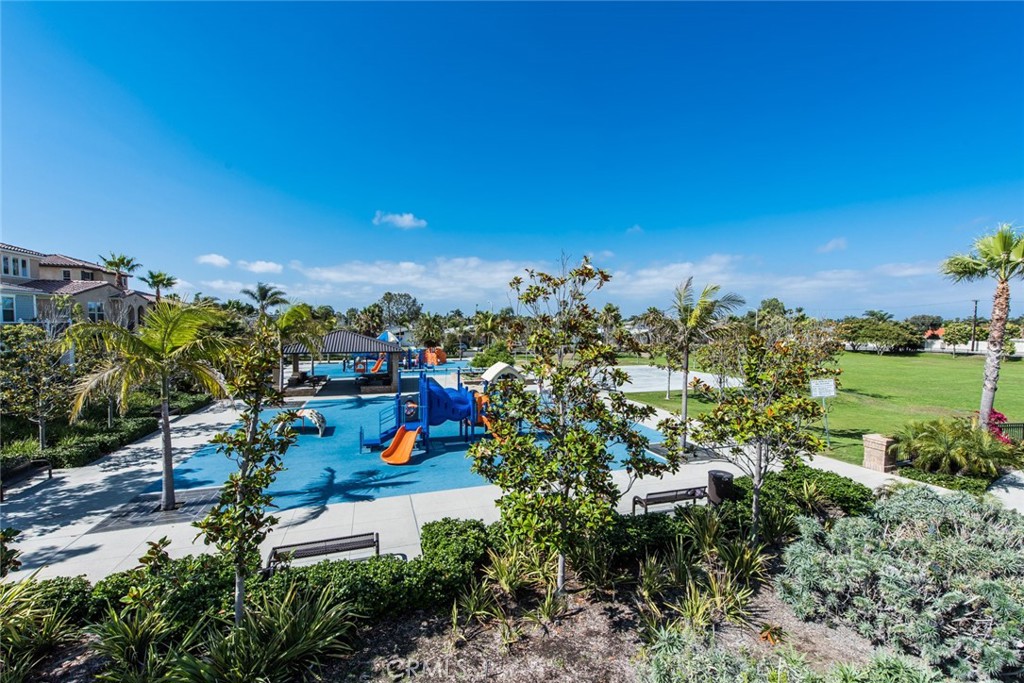 8410 Hibiscus Cir