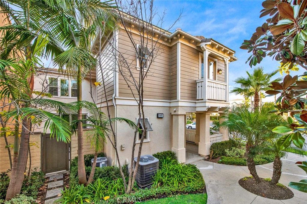 8410 Hibiscus Cir