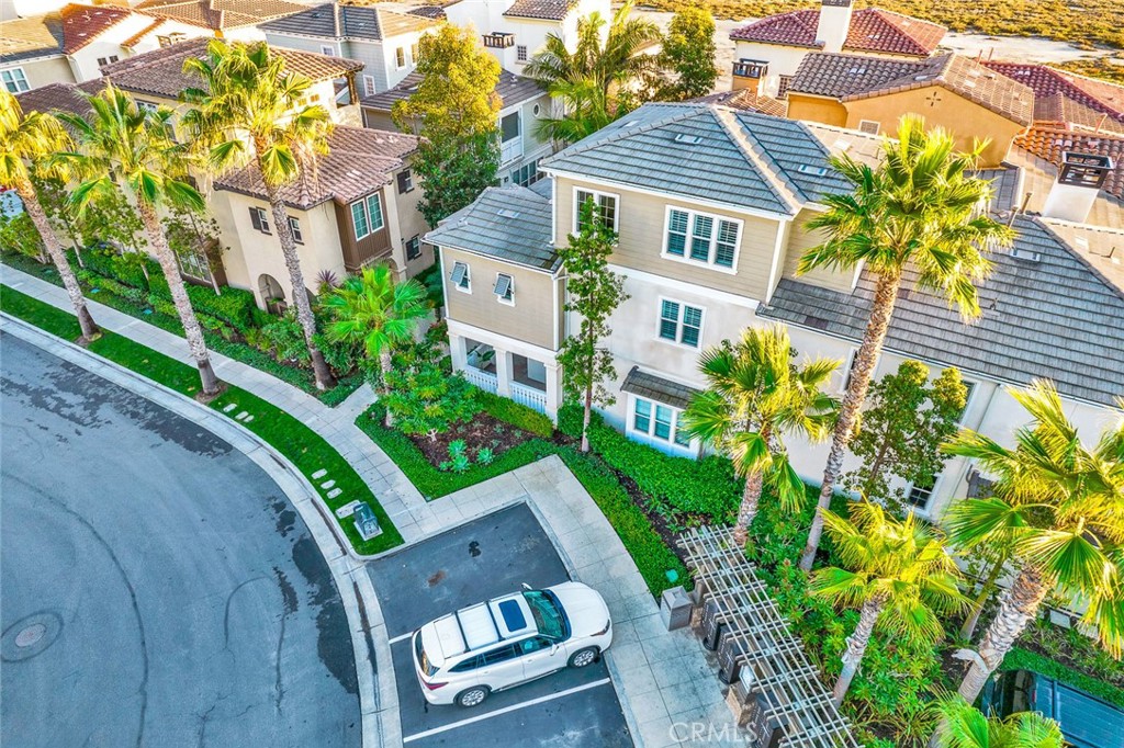 8410 Hibiscus Cir
