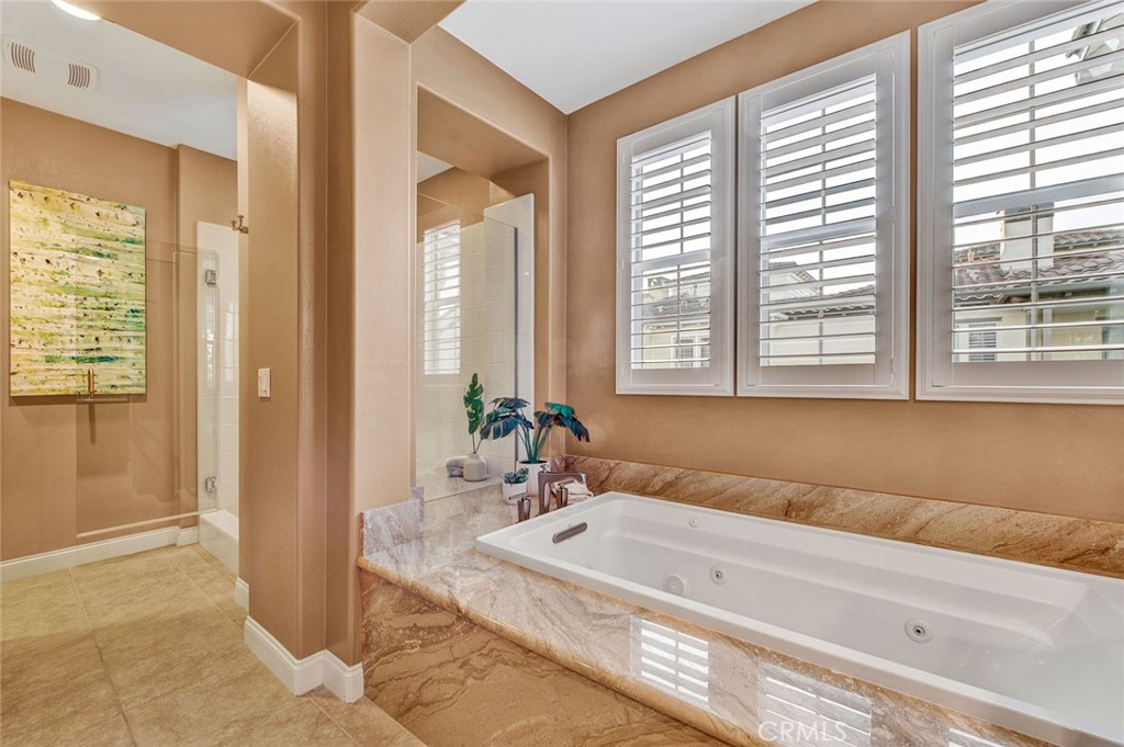 8410 Hibiscus Cir