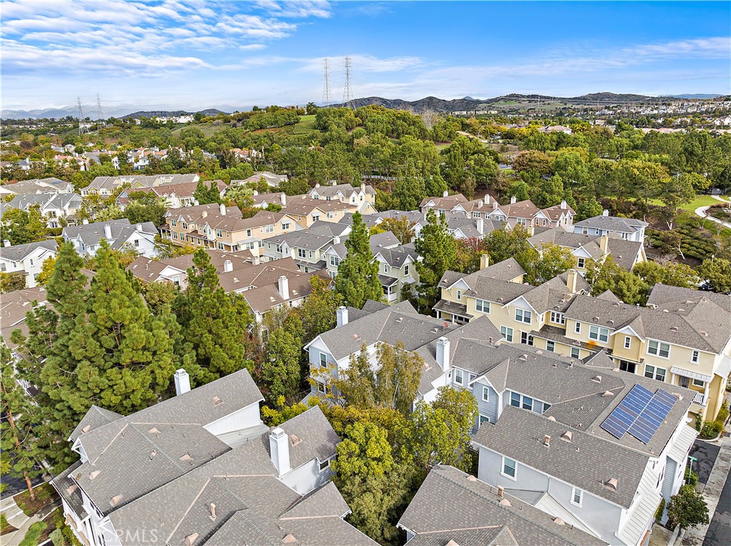 43 Hinterland Way