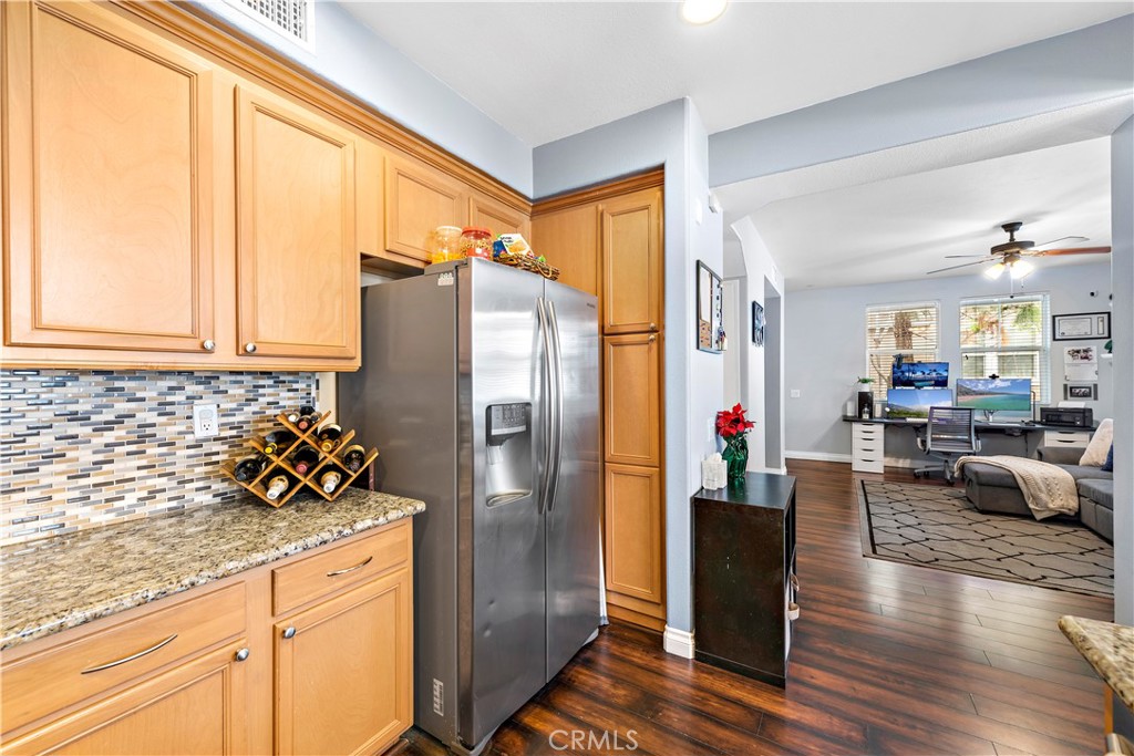 43 Hinterland Way