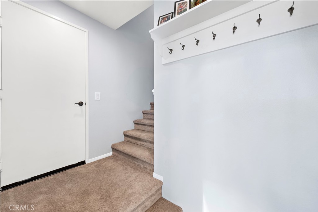 43 Hinterland Way