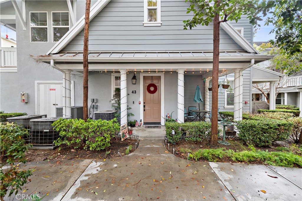 43 Hinterland Way