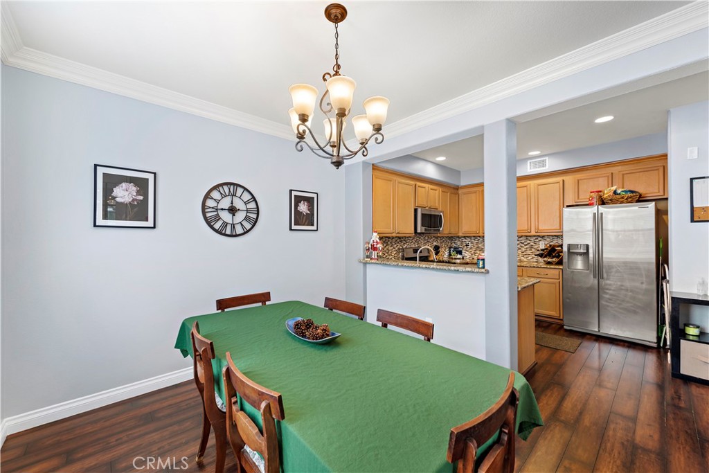 43 Hinterland Way