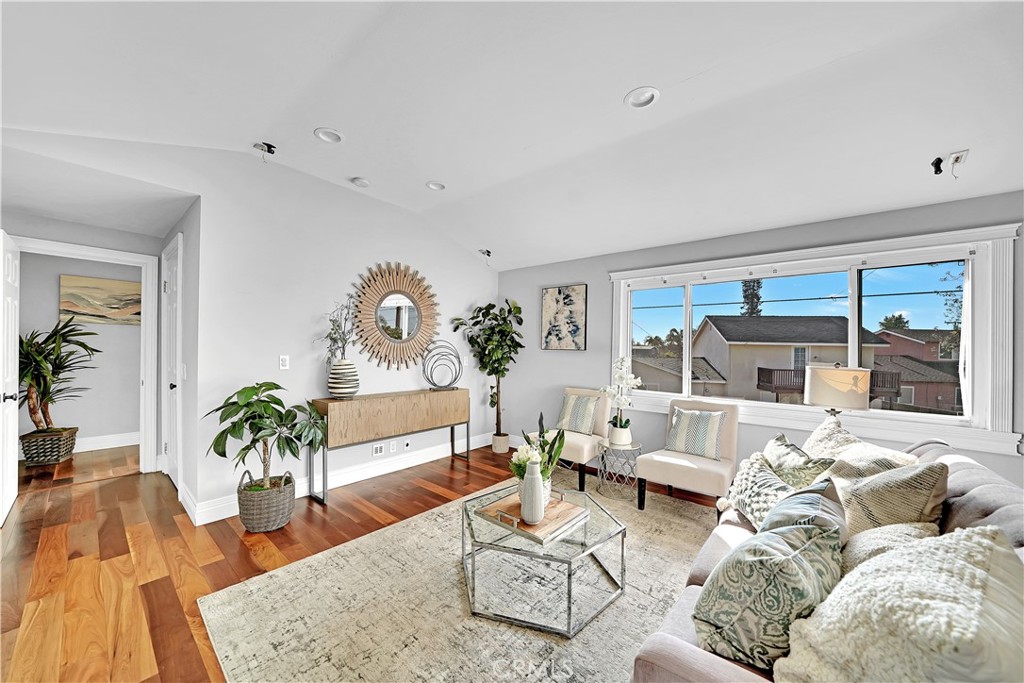 9660 Gardenia Avenue