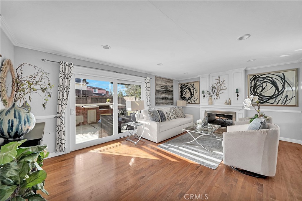 9660 Gardenia Avenue