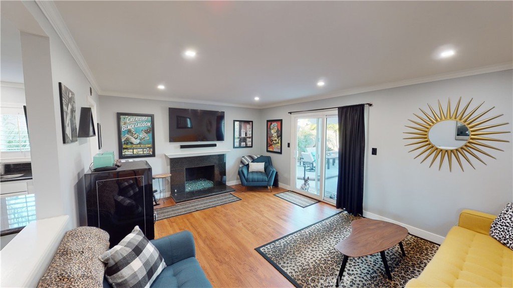 16532 Hart Circle