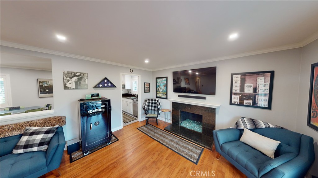 16532 Hart Circle