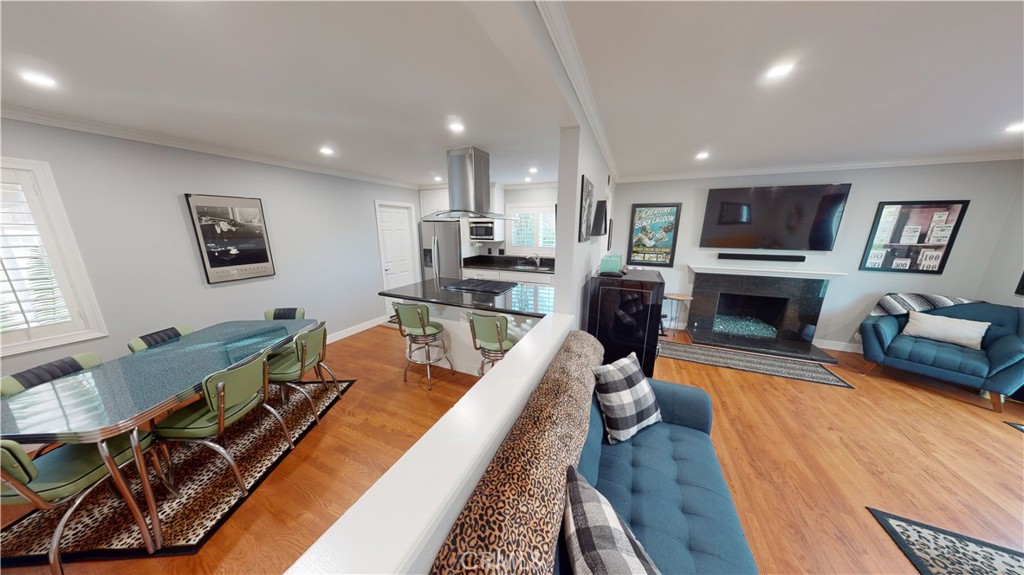 16532 Hart Circle
