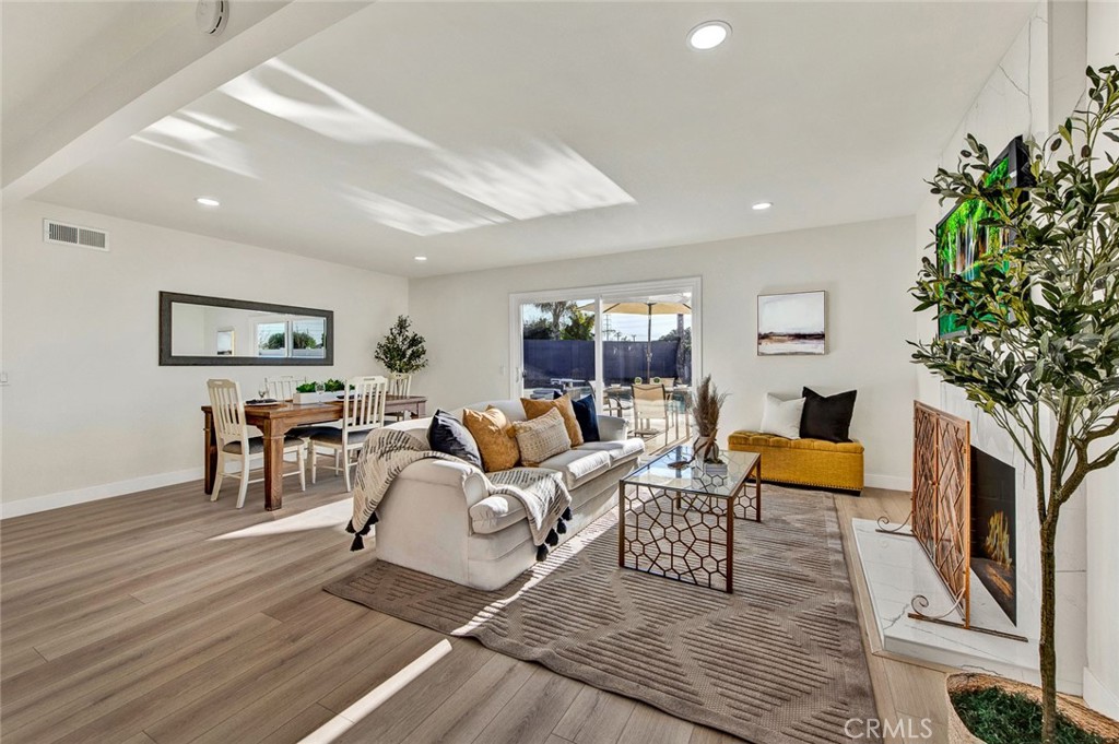 17153 Santa Lucia Street