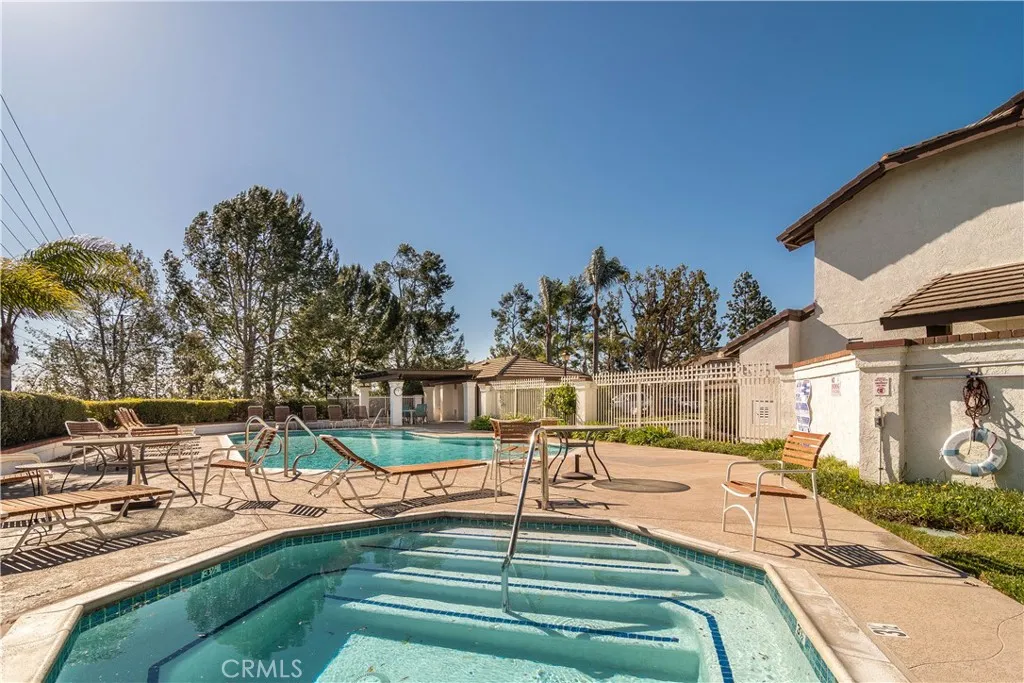 8529 Courreges Court