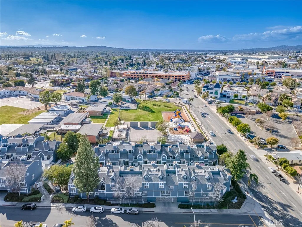 211 S Redwood Avenue # 39