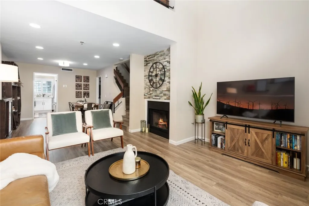 211 S Redwood Avenue # 39