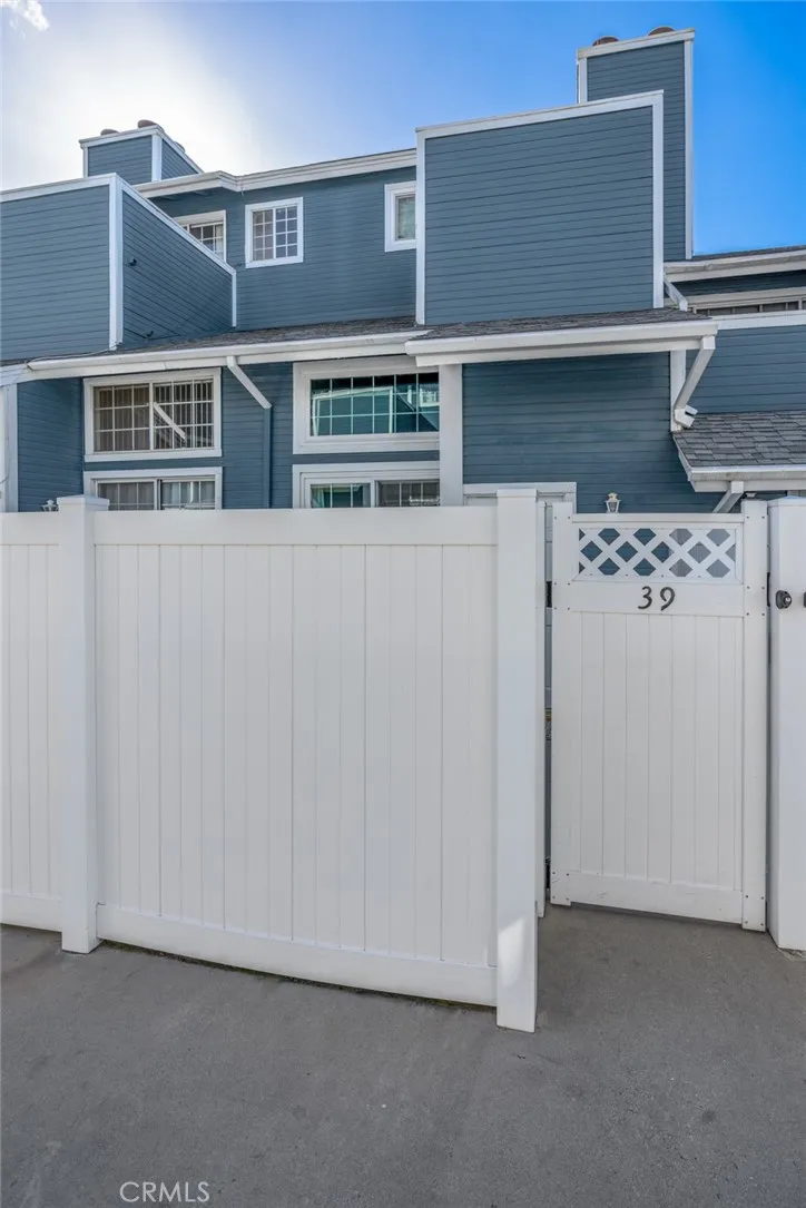 211 S Redwood Avenue # 39