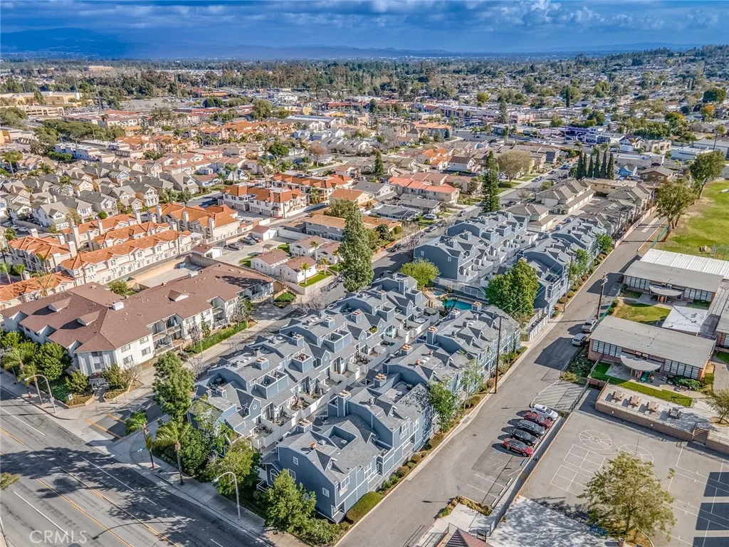 211 S Redwood Avenue # 39