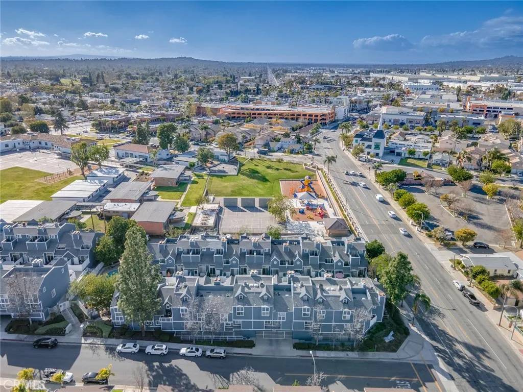 211 S Redwood Avenue # 39