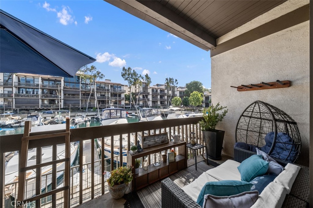 5130 Marina Pacifica Drive N 38