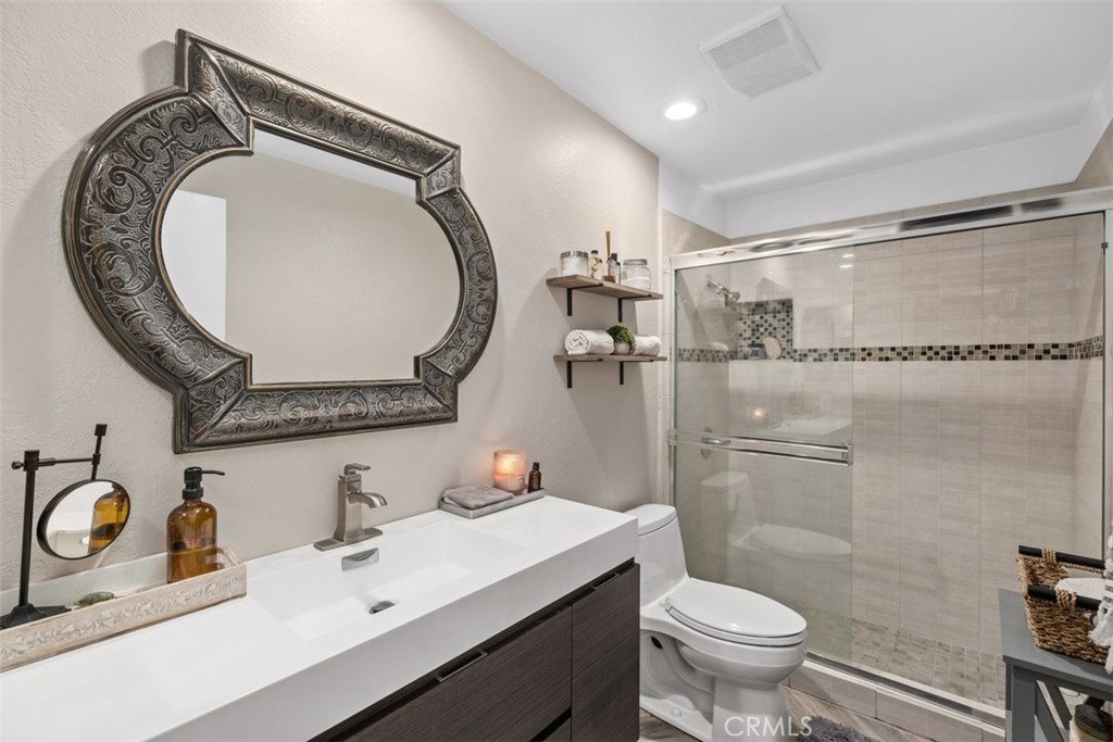 5130 Marina Pacifica Drive N 38
