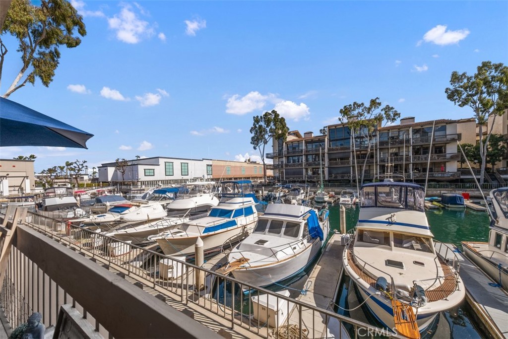5130 Marina Pacifica Drive N 38