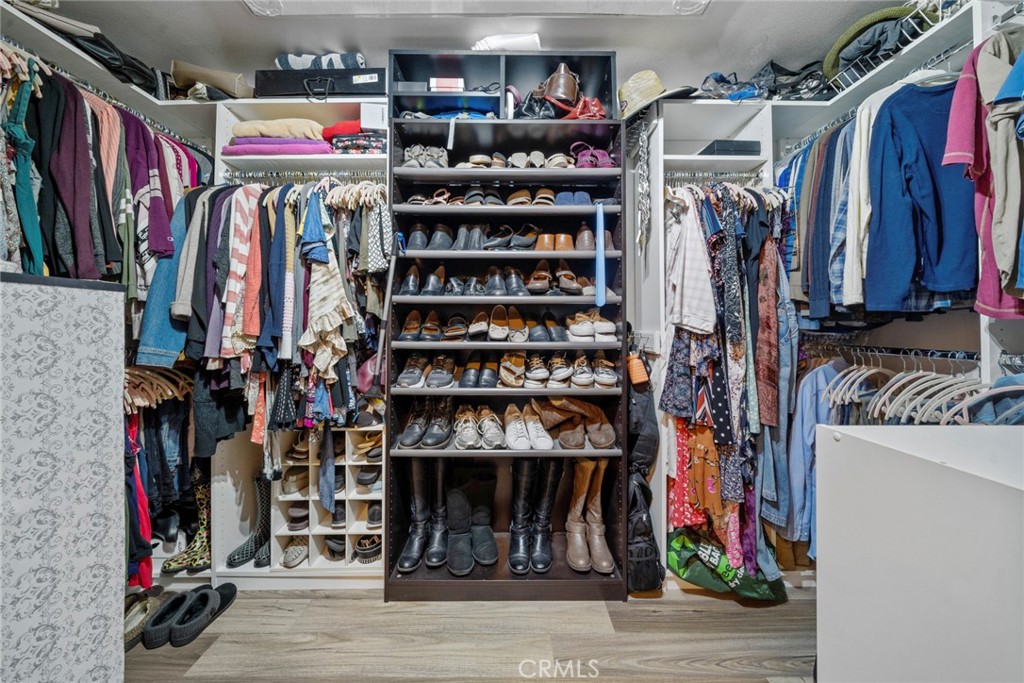 150 S San Fernando Boulevard 107