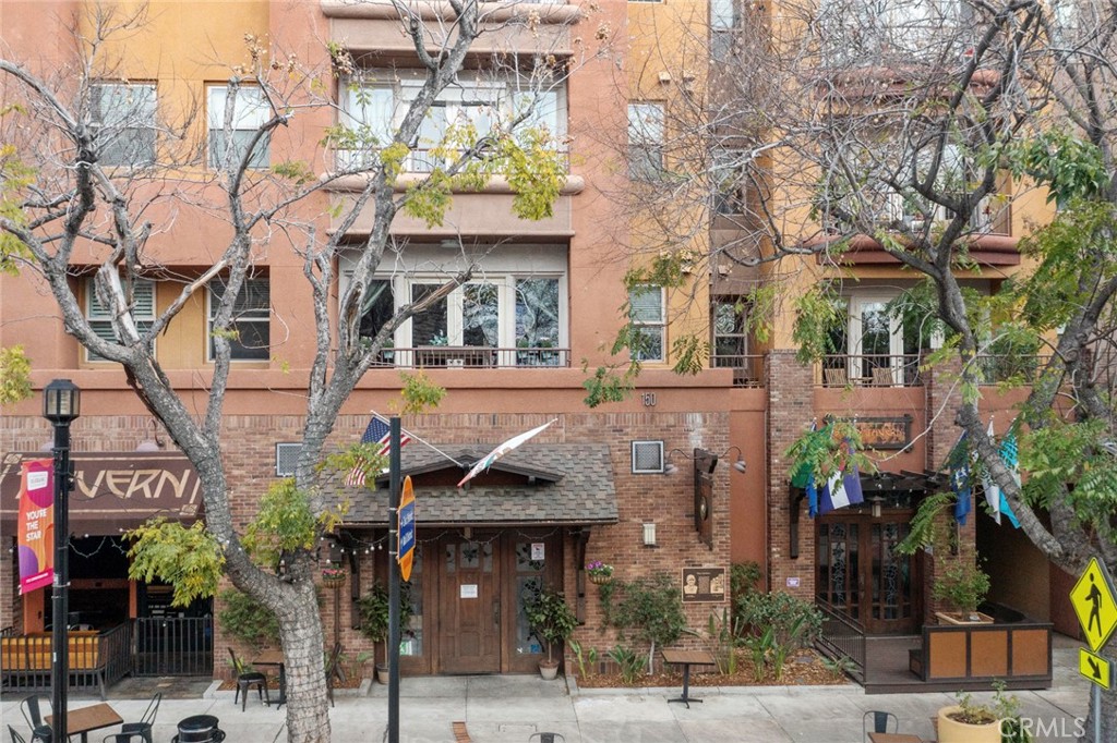 150 S San Fernando Boulevard 107